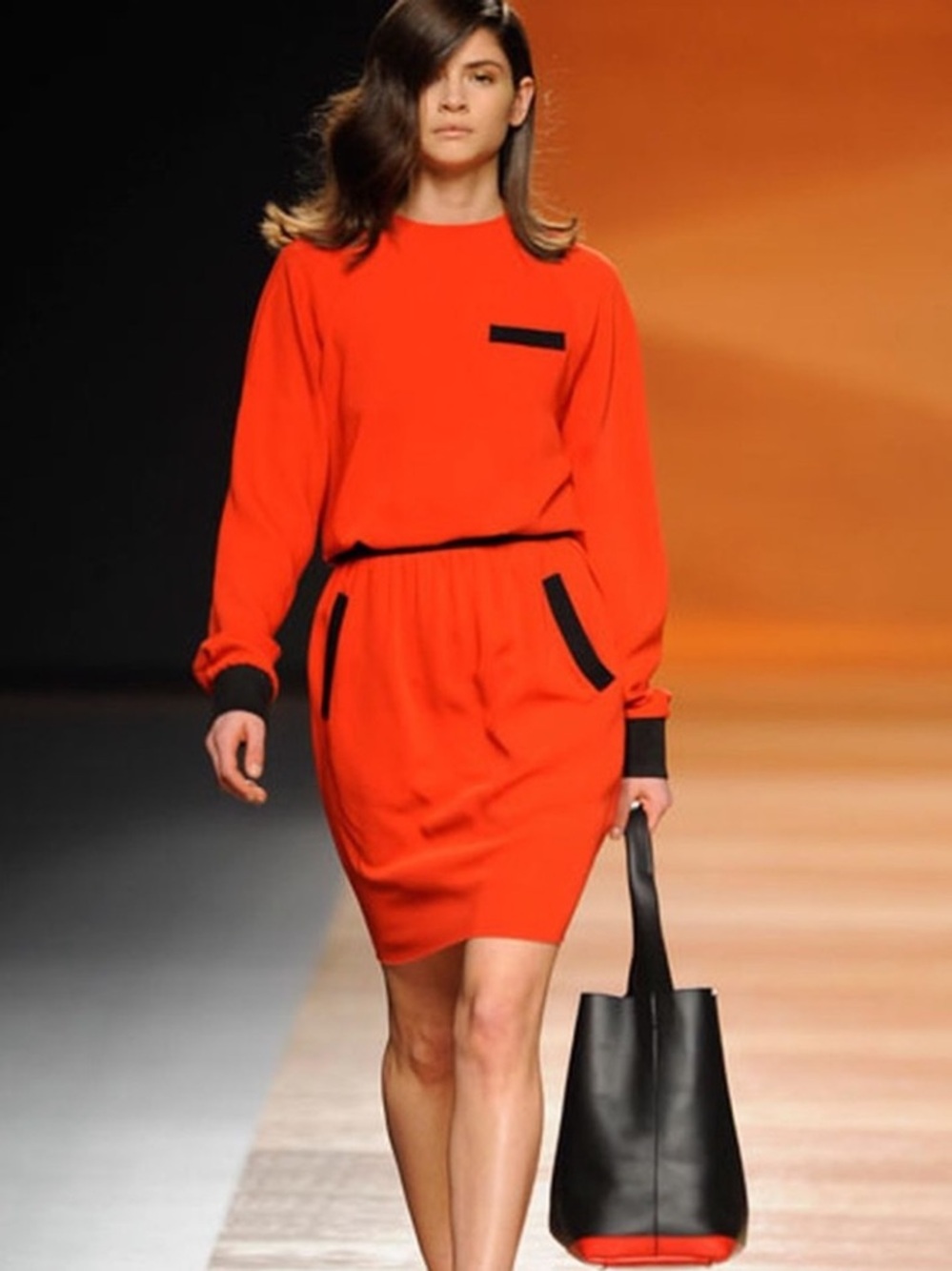 Juanjo Oliva Elogy Tomato Red Orange Contrast Pocket Runway Knee Length Skirt 42